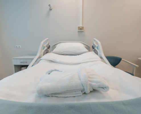 Efficient Linen Solutions for High-Traffic Medical Facilities