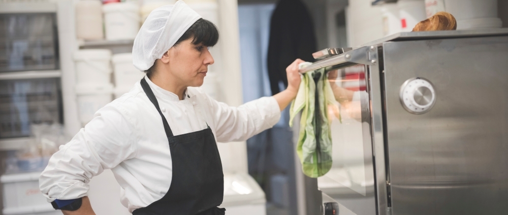 Why Linen Cleanliness Matters in Restaurant Kitchens